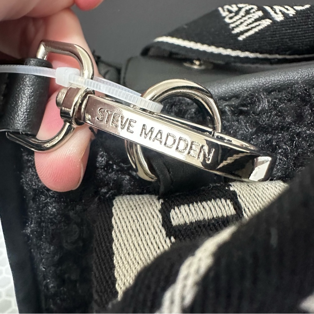 Steve Madden Black Sherpa Authentic Bwebber Satch… - image 3